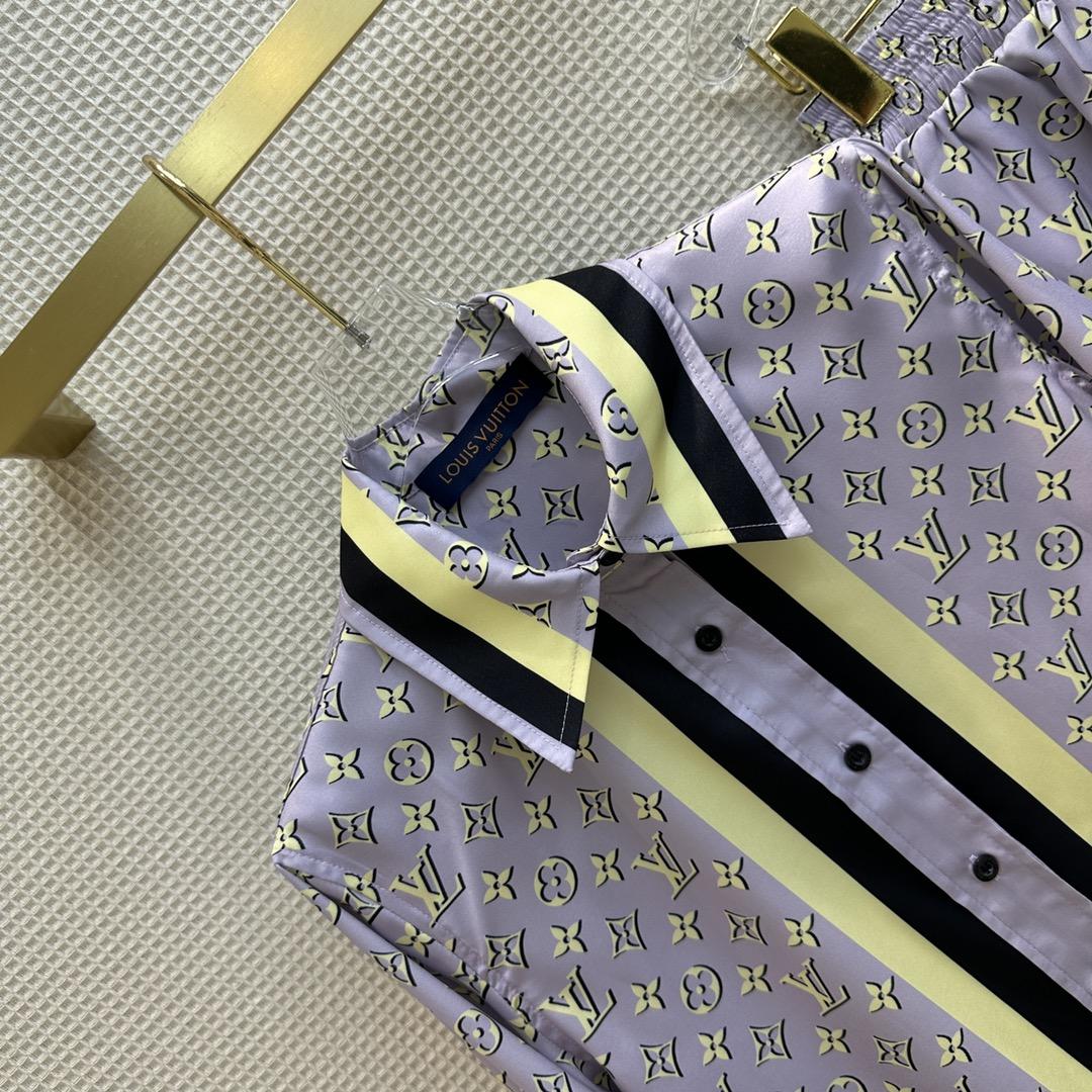 Louis Vuitton 3D Monogram Stripe Accent Pajama Shorts Blue Glacier. Size 36